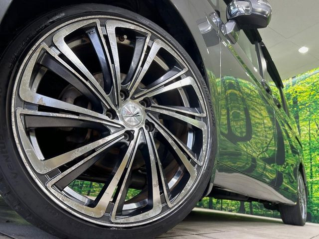 �y19�C���`�A���~�z�C�[���z�O�ςɃ}�b�`�����A���~�z�C�[���𑕒����Ă���܂��B�e��A���~�z�C�[����A�X�^�b�h���X�^�C�����戵�����Ă���܂��B���񂲑��k����������