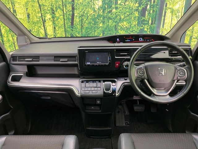 ステップワゴン2.0 e:HEV スパーダ G EX ホンダセンシング