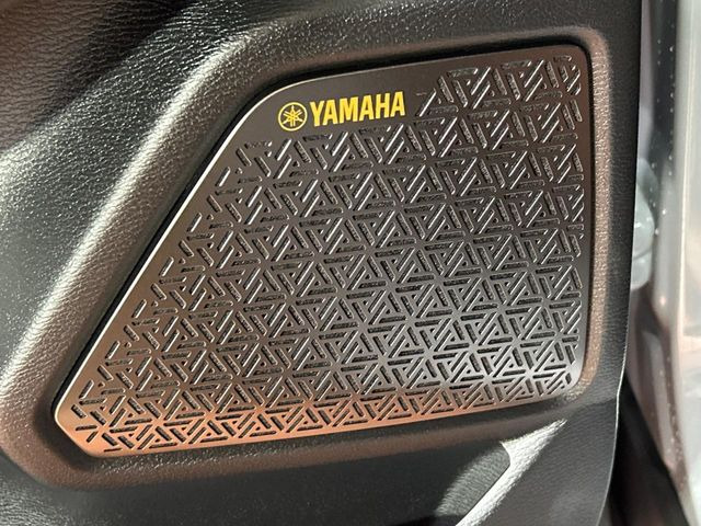 アウトランダーPHEV 2.4 P エグゼクティブ パッケージ 4WD
