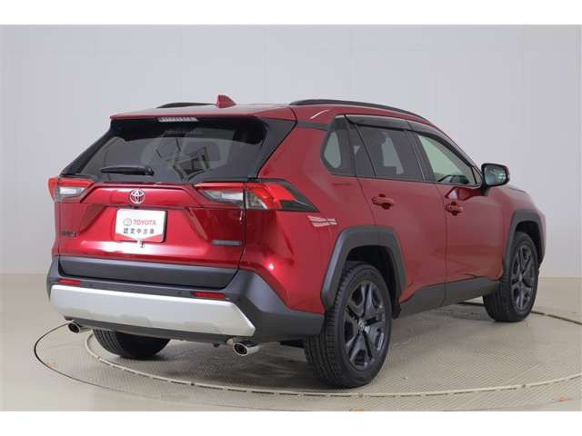 RAV42.0 アドベンチャー 4WD