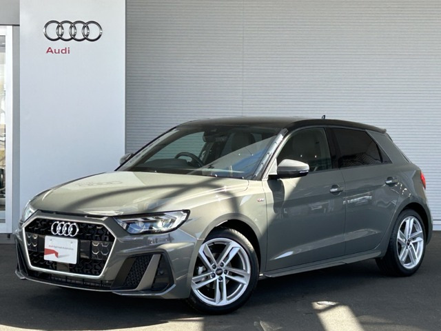 A1スポーツバック25 TFSI Sライン