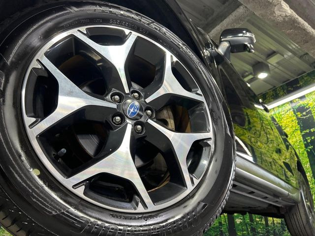 �y����18�C���`�A���~�z�C�[���z�O�ςɃ}�b�`���������A���~�z�C�[���𑕒����Ă���܂��B�e��ЊO�A���~�z�C�[����A�X�^�b�h���X�^�C�����戵�����Ă���܂��B���񂲑��k����������