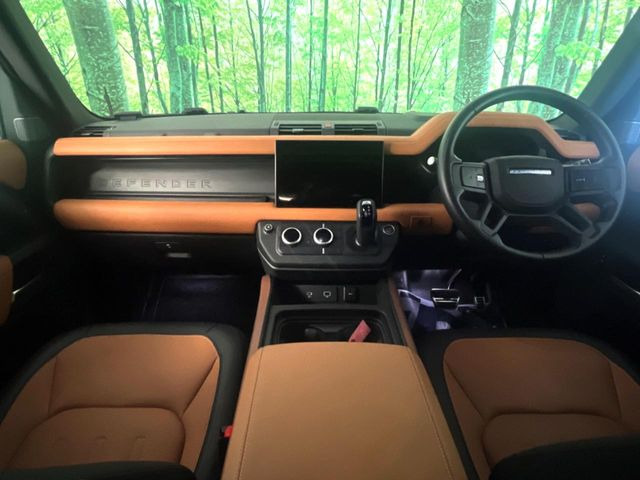 ディフェンダー110 X 3.0L D300 ディーゼル 4WD