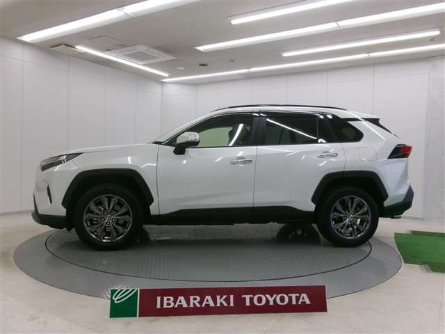 RAV42.5 ハイブリッド G E-Four 4WD