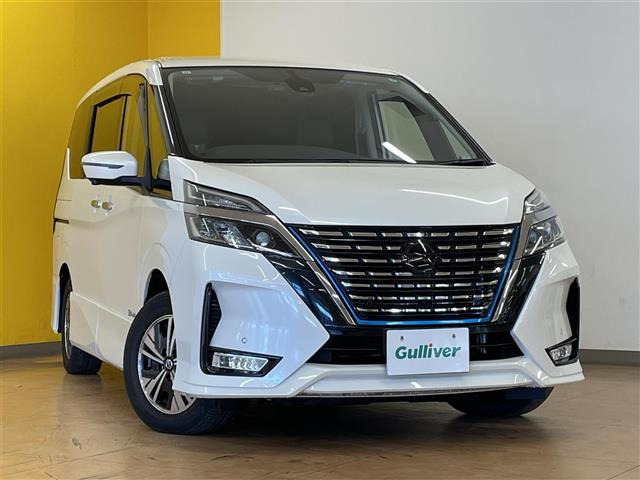 セレナ1.2 e-POWER ハイウェイスターV