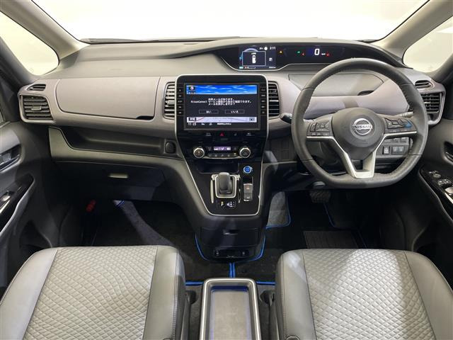 セレナ1.2 e-POWER ハイウェイスターV