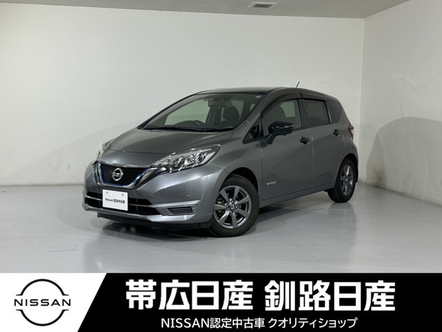 ノート1.2 e-POWER X ブラックアロー