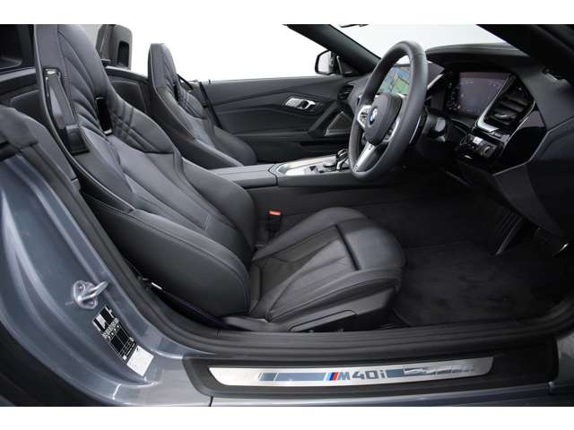 Z4M40i