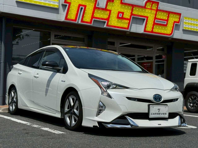 プリウス1.8 S セーフティ プラス ツートーン