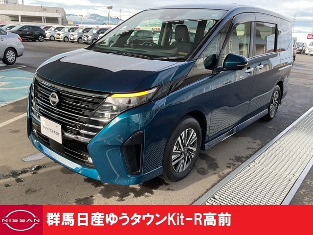 セレナ1.4 e-POWER ハイウェイスターV ステップタイプ