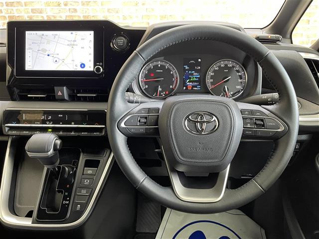 ヴォクシー2.0 S-G 4WD