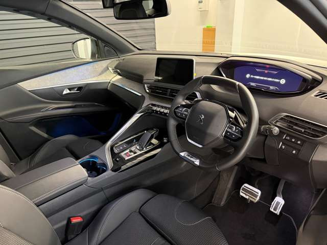 5008GT ブルーHDi ディーゼル