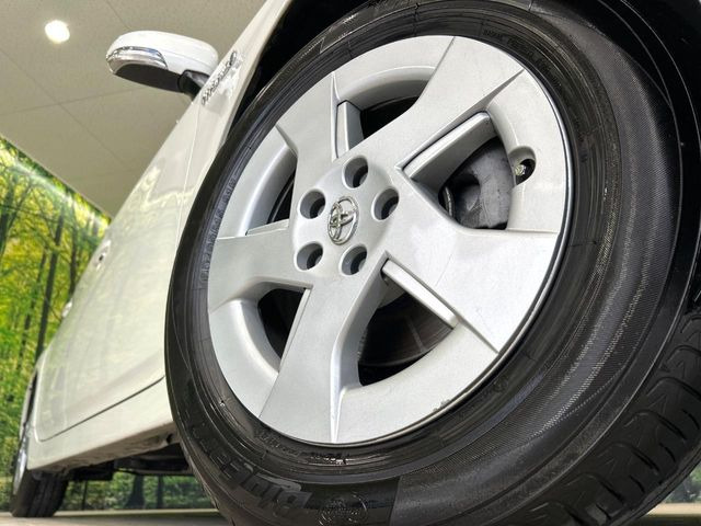 �y����15�C���`�A���~�z�C�[���z�O�ςɃ}�b�`���������A���~�z�C�[���𑕒����Ă���܂��B�e��ЊO�A���~�z�C�[����A�X�^�b�h���X�^�C�����戵�����Ă���܂��B���񂲑��k����������