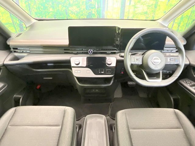 セレナ1.4 e-POWER ハイウェイスターV