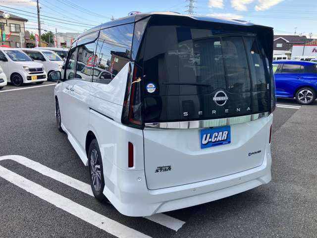 セレナ1.4 e-POWER ハイウェイスターV