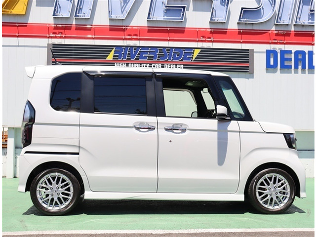 N-BOXカスタムL ターボ