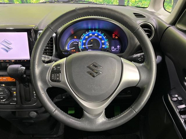 �y�X�e�A�����O�X�C�b�`�z�^�]���A�O������ڐ������炷���ƂȂ��A�I�[�f�B�I���̑��삪�\�ȕ֗��@�\!���S&���K�ȃh���C�u�����o���Ă���܂���