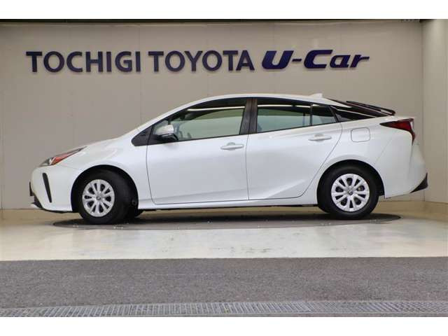 プリウス1.8 S