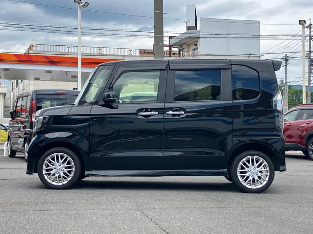 N-BOXカスタムL ターボ 4WD