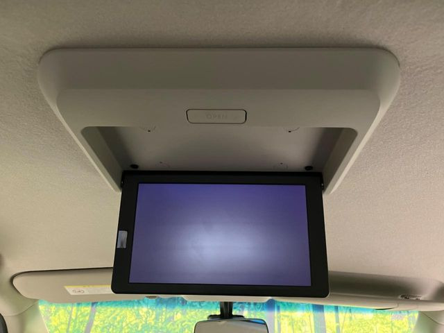セレナ2.0 ハイウェイスター Vセレクション+Safety S-HYBRID