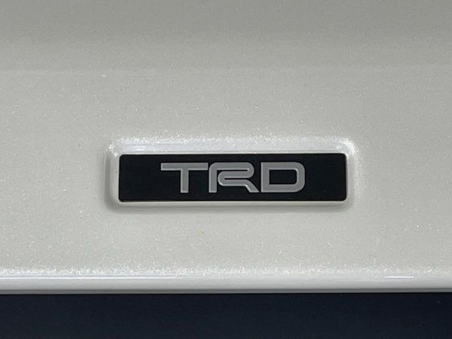 RAV42.0 G 4WD