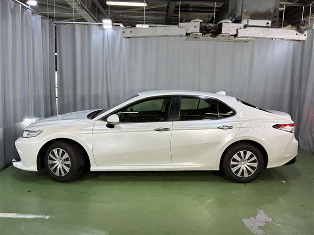 カムリ2.5 X E-Four 4WD