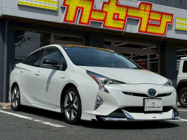 プリウス1.8 S セーフティ プラス ツートーン