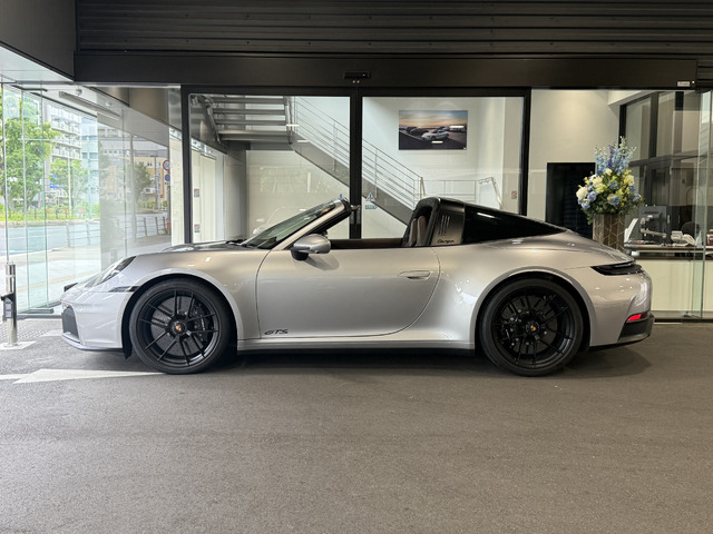 911タルガ4 GTS PDK