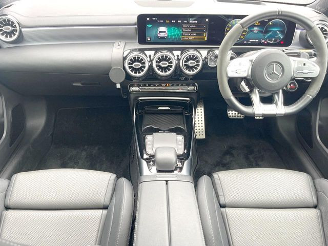 AクラスAMG A45 S 4マチックプラス 4WD