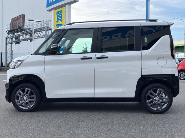 デリカミニG プレミアム リミテッド エディション 4WD