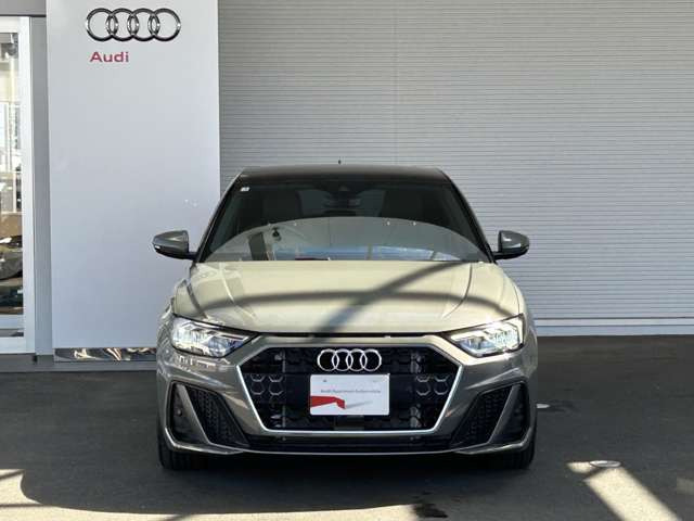 A1スポーツバック25 TFSI Sライン