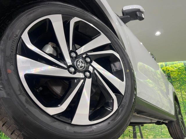 �y����17�C���`�A���~�z�C�[���z�O�ςɃ}�b�`���������A���~�z�C�[���𑕒����Ă���܂��B�e��ЊO�A���~�z�C�[����A�X�^�b�h���X�^�C�����戵�����Ă���܂��B���񂲑��k����������