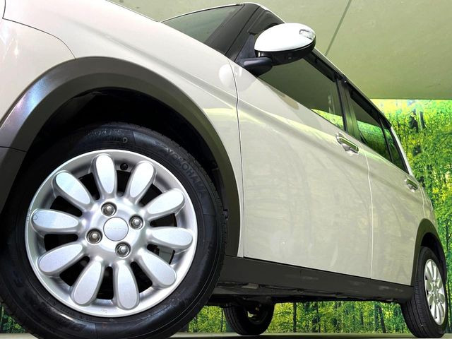 �y14�C���`�A���~�z�C�[���z�O�ςɃ}�b�`�����A���~�z�C�[���𑕒����Ă���܂��B�e��A���~�z�C�[����A�X�^�b�h���X�^�C�����戵�����Ă���܂��B���񂲑��k����������