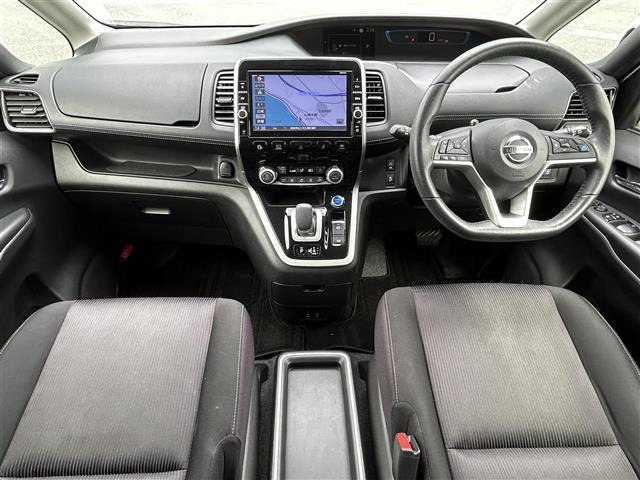 セレナ1.2 e-POWER ハイウェイスターV