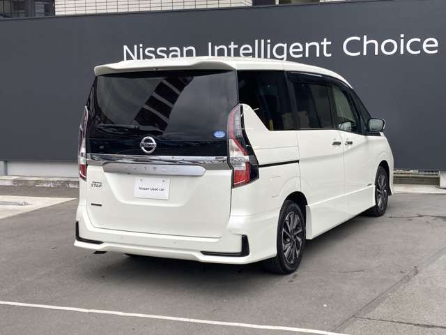 セレナ2.0 ハイウェイスターV