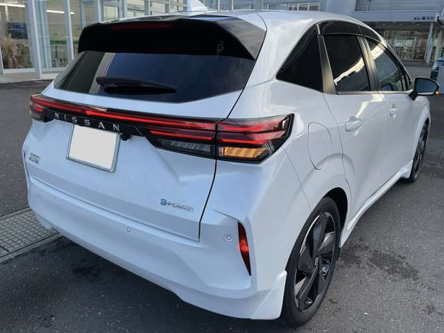 ノートオーラ1.2 G レザーエディション