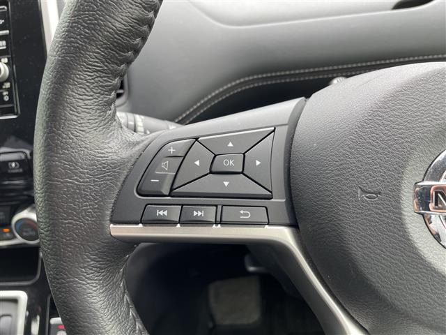 セレナ1.2 e-POWER ハイウェイスターV