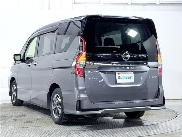 セレナ1.2 e-POWER ハイウェイスターV