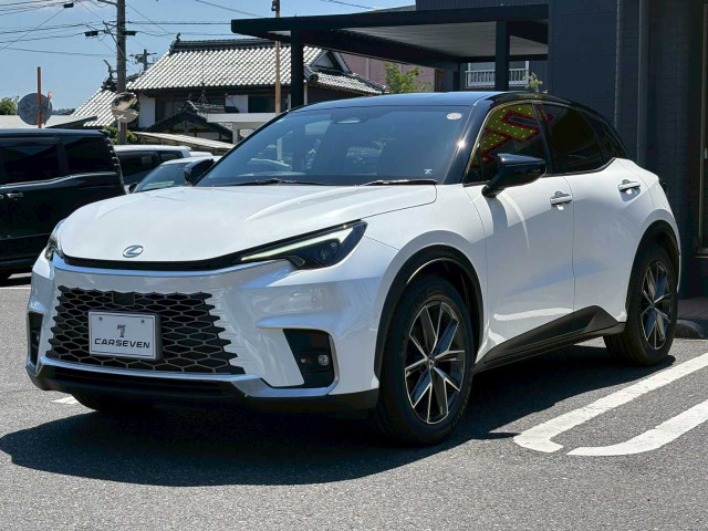 LBXクール E-Four 4WD