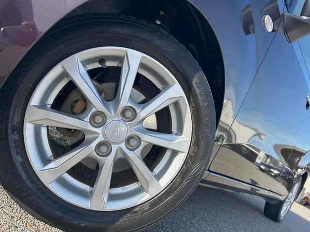 �y����14�C���`�A���~�z�C�[���z�O�ςɃ}�b�`���������A���~�z�C�[���𑕒����Ă���܂��B�e��ЊO�A���~�z�C�[����A�X�^�b�h���X�^�C�����戵�����Ă���܂��B���񂲑��k����������