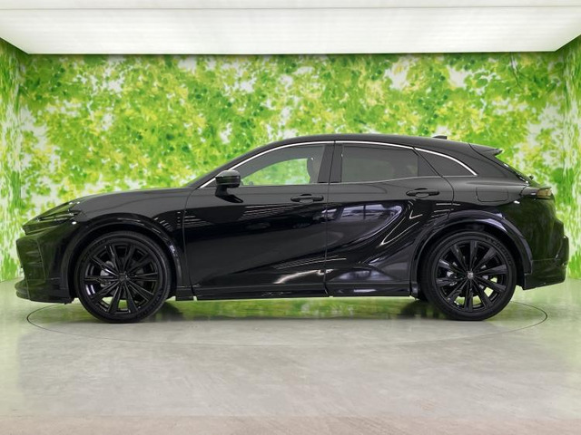 クラウンスポーツ2.5 Z E-Four 4WD