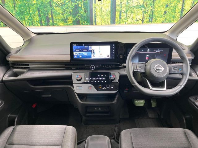 セレナ1.4 e-POWER ハイウェイスターV
