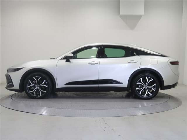 クラウンクロスオーバー2.5 G アドバンスト E-Four 4WD