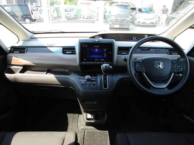 フリード1.5 G ホンダセンシング 4WD