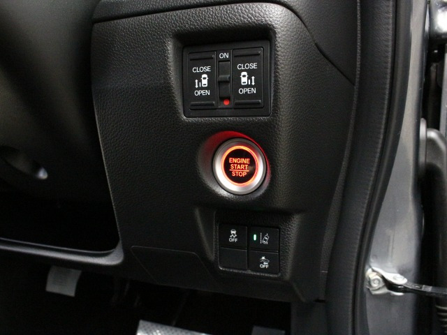 N-BOXカスタムG L ホンダセンシング 4WD