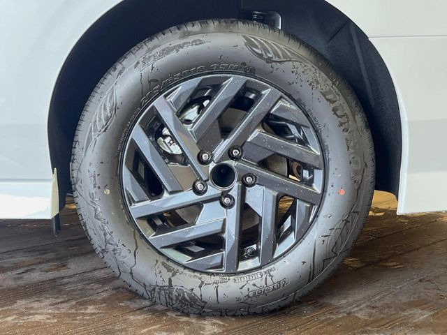 �y����16�C���`�A���~�z�C�[���z�O�ςɃ}�b�`���������A���~�z�C�[���𑕒����Ă���܂��B�e��ЊO�A���~�z�C�[����A�X�^�b�h���X�^�C�����戵�����Ă���܂��B���񂲑��k����������