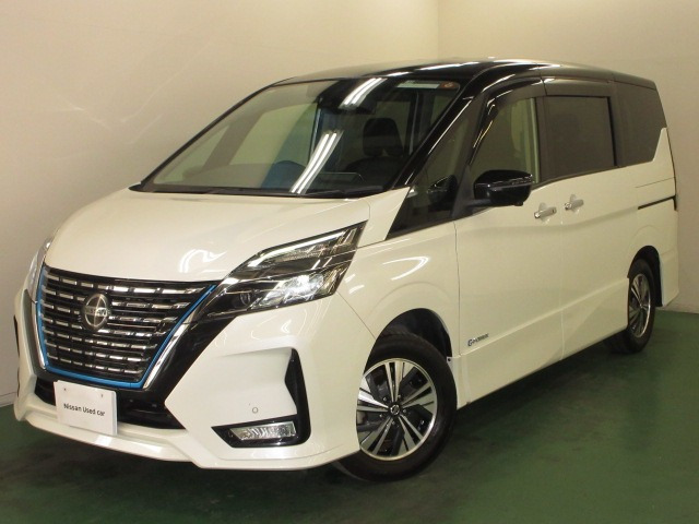 セレナ1.2 e-POWER ハイウェイスターV