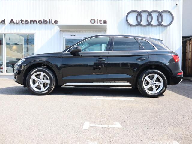 Q545 TFSI クワトロ スポーツ 4WD