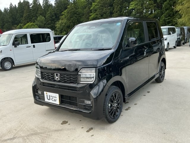 N-WGNカスタムL ブラックスタイル 4WD