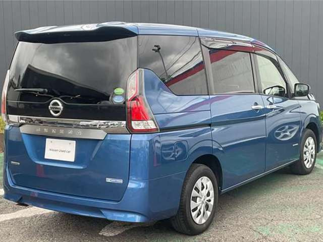 セレナ2.0 X VセレクションII 4WD